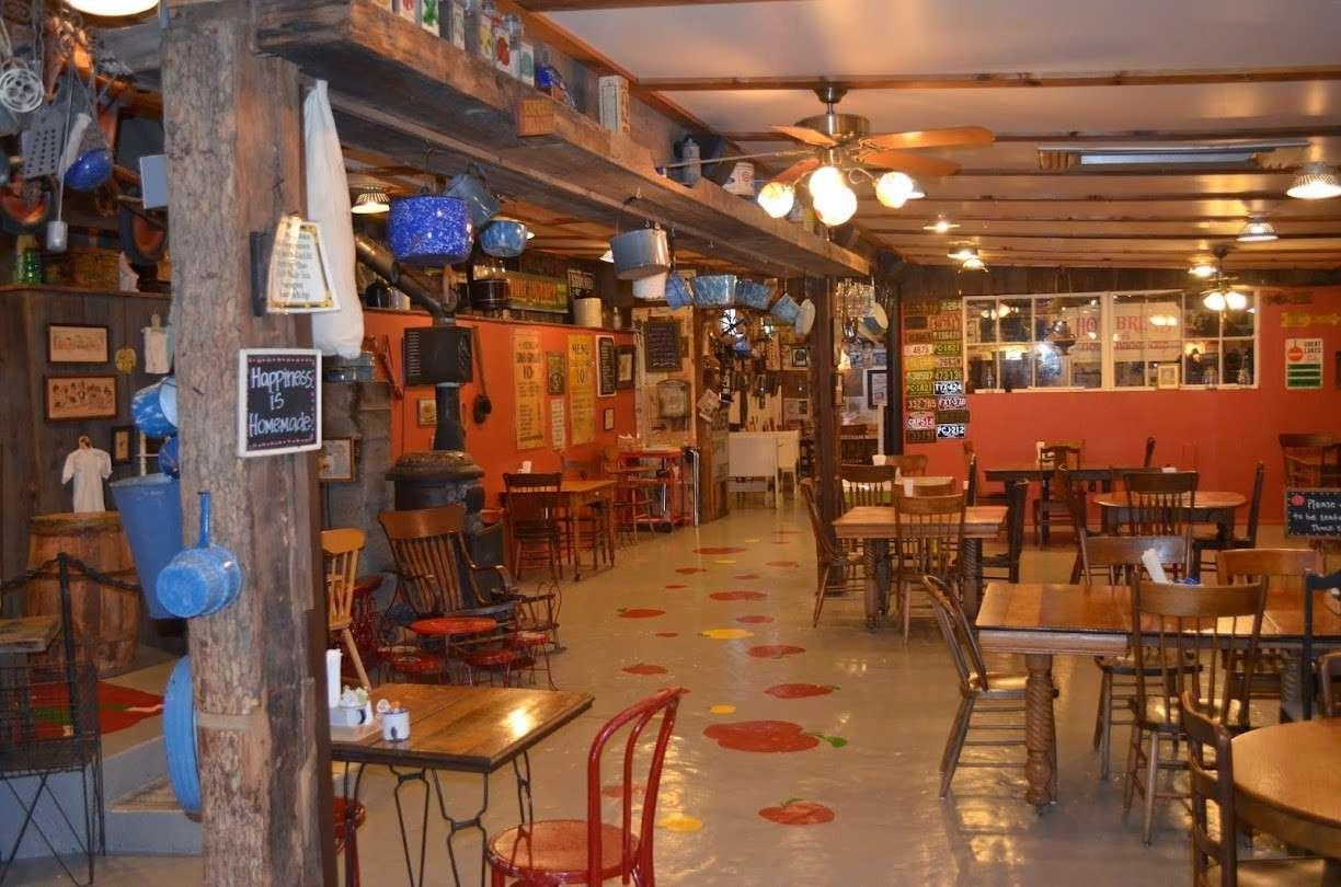 Crane’s Pie Pantry